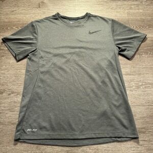 Nike Shirt Mens Medium‎ Gray Performance Short Sleeve Tee Casual Adult Fitness